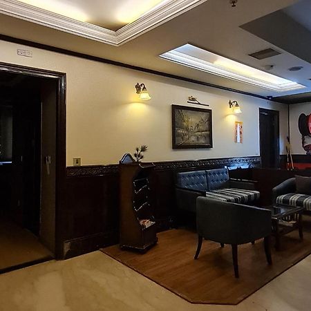 Hotel Diplomat Residency Yeni Delhi Dış mekan fotoğraf