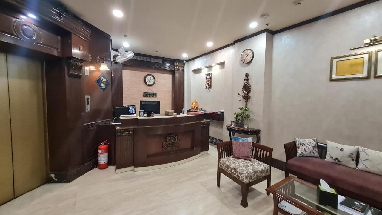 Hotel Diplomat Residency Yeni Delhi Dış mekan fotoğraf