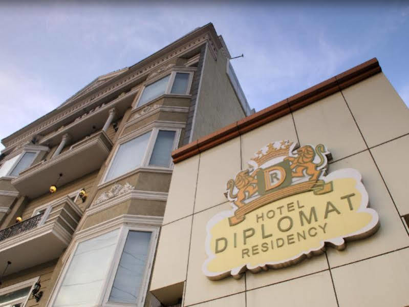 Hotel Diplomat Residency Yeni Delhi Dış mekan fotoğraf